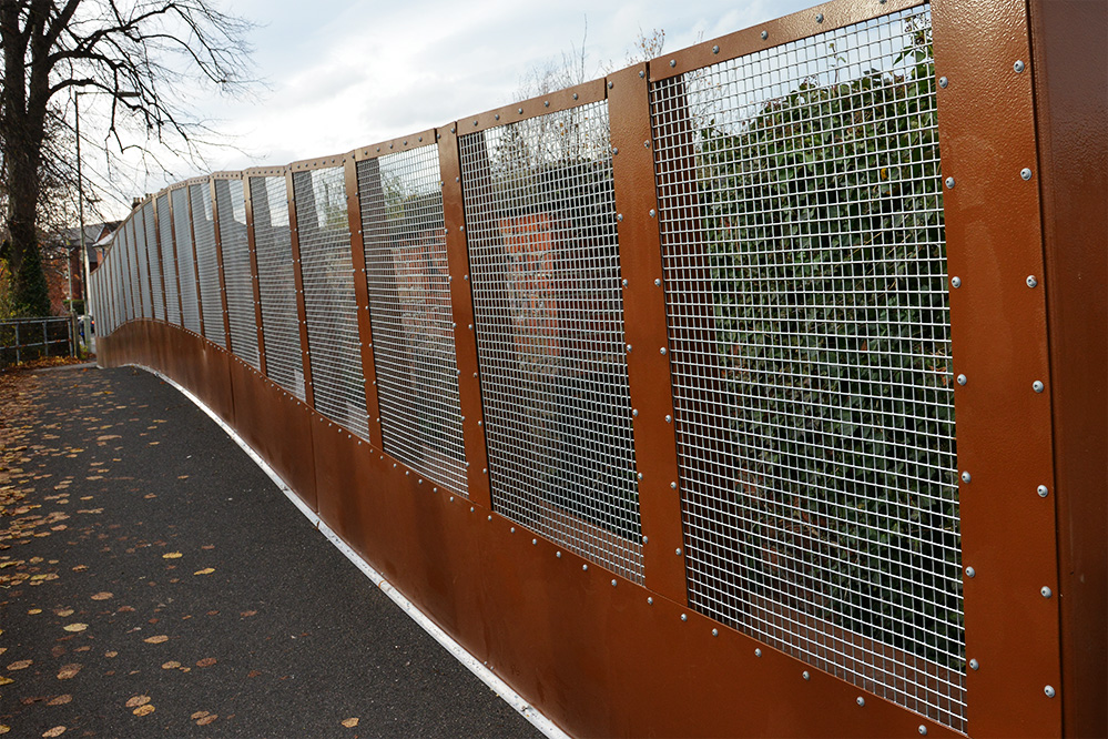 Beaver Bridges rail bridge Llys Lane