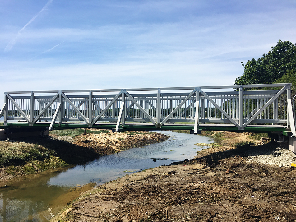 Medina Park Island Footbridge replacement | Composites FRP Bridges | Beaver Bridges