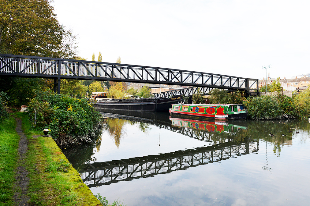 Grand Union Canal Footbridge, Hounslow Highways ltd | Pedestrian Bridges | Beaver Bridges