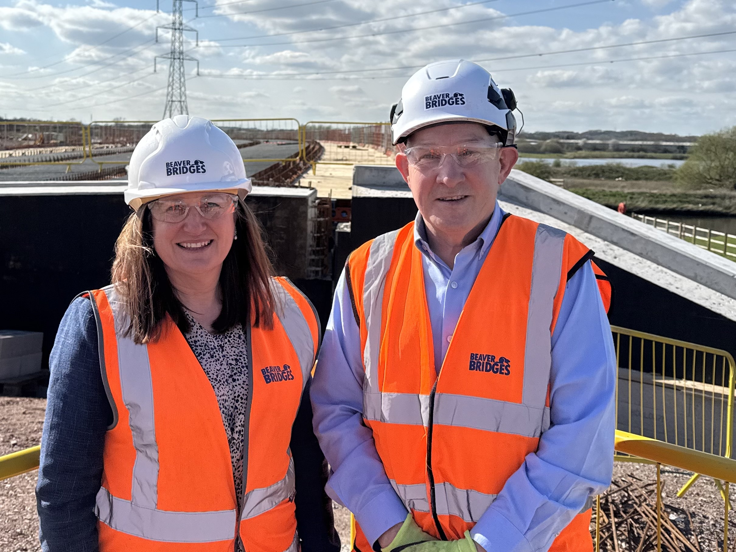 Beaver Bridges welcomes Shrewsbury MP to Walton on Trent Project